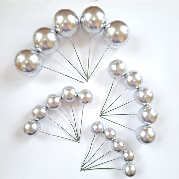 SUGAR SISTERS - Silver Cake Balls Pk 20