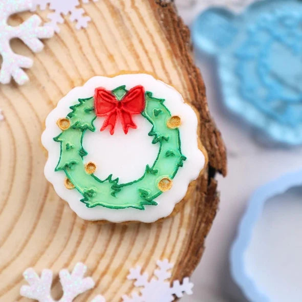 Cartoon Wreath OUTboss Mini STAMP N CUT