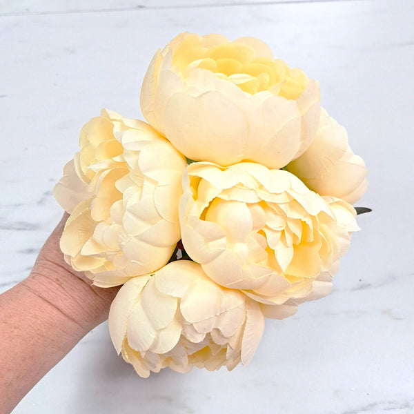 27cm Cream Tied Bundle Peony
