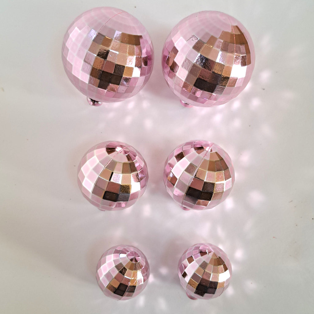 SUGAR SISTERS - Pink Mirror Ball Set Pk 6