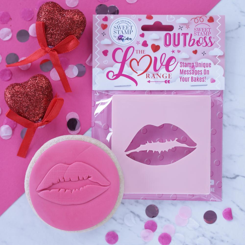 Love- Lips OUTBOSS