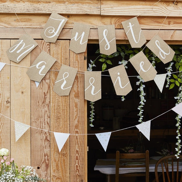 Just Married Hessian Bunting