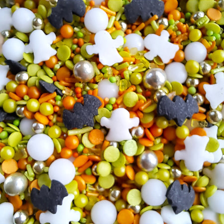 Trick or treat Halloween Edible Toppers - (20 Toppers)