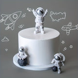 Astronaut Cake Decorations Set 3  DECO-CAKE