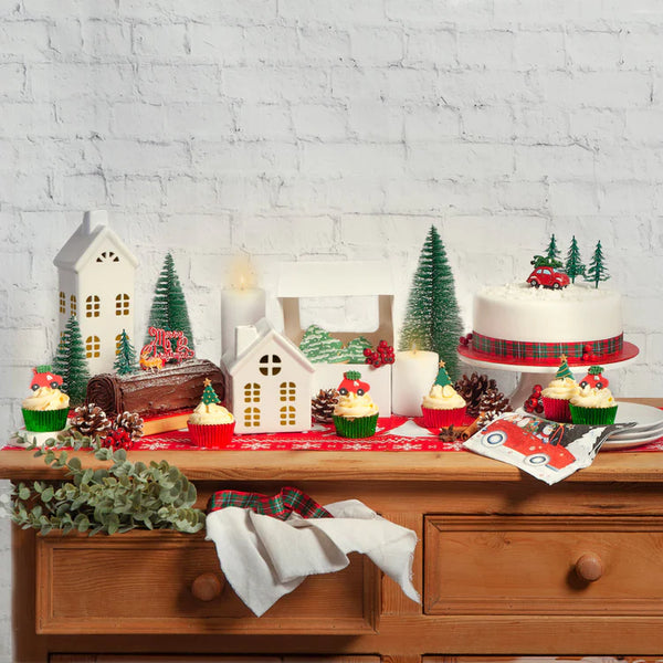 Nostalgic Festive Forest Cake Decorating Kit